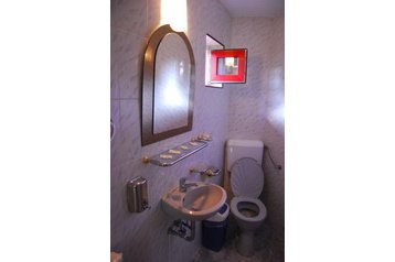 Rumunija Penzión Izvorul Mureşului, Eksterjeras